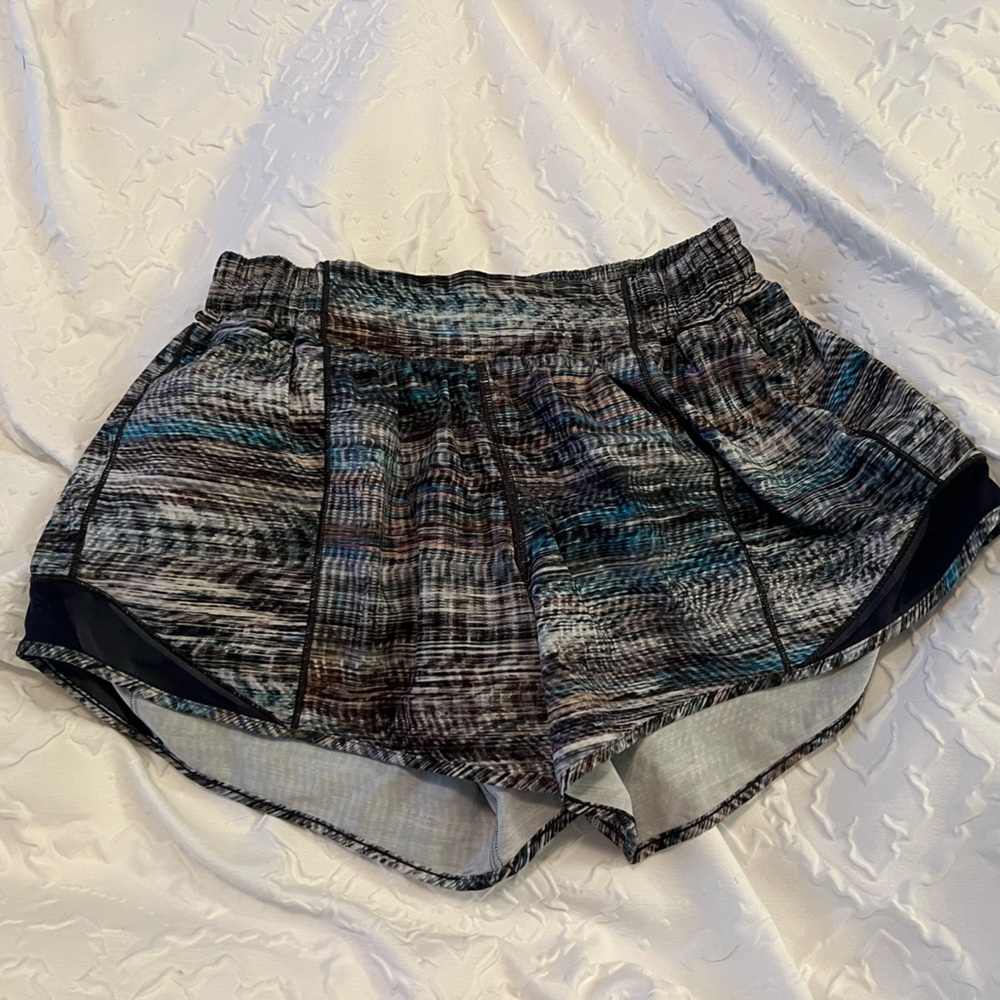 Hotty Hot shorts 4”